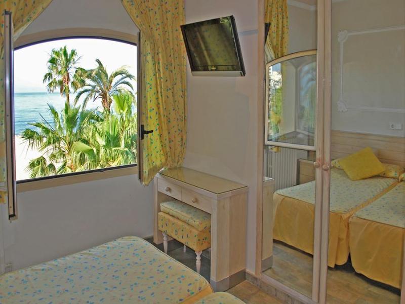 Hotel Celimar Sitges Exterior foto
